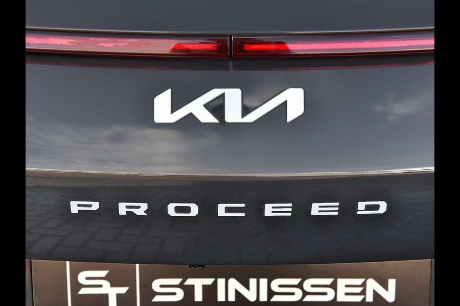 Kia ProCeed 1.6 T-GDI GT ACC Panoramadak Alcantara Navi Stoelverwarming