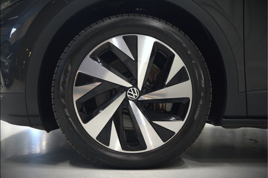 Volkswagen ID.4 First 77 kWh | Stoelverwarming | Stuurverwarming | Adaptive Cruise Control | Navigatie | Apple Carplay | Keyless | Camera | Parkeersensoren | NAP | BTW | SOH 92,01%