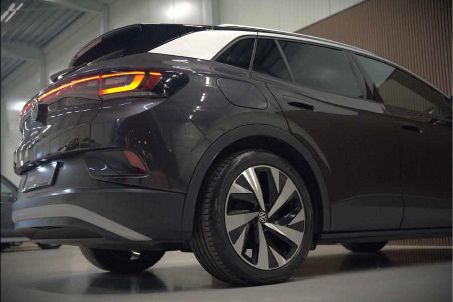 Volkswagen ID.4 First 77 kWh | Stoelverwarming | Stuurverwarming | Adaptive Cruise Control | Navigatie | Apple Carplay | Keyless | Camera | Parkeersensoren | NAP | BTW | SOH 92,01%