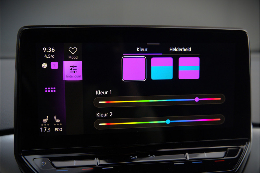Volkswagen ID.4 First 77 kWh | Stoelverwarming | Stuurverwarming | Adaptive Cruise Control | Navigatie | Apple Carplay | Keyless | Camera | Parkeersensoren | NAP | BTW | SOH 92,01%