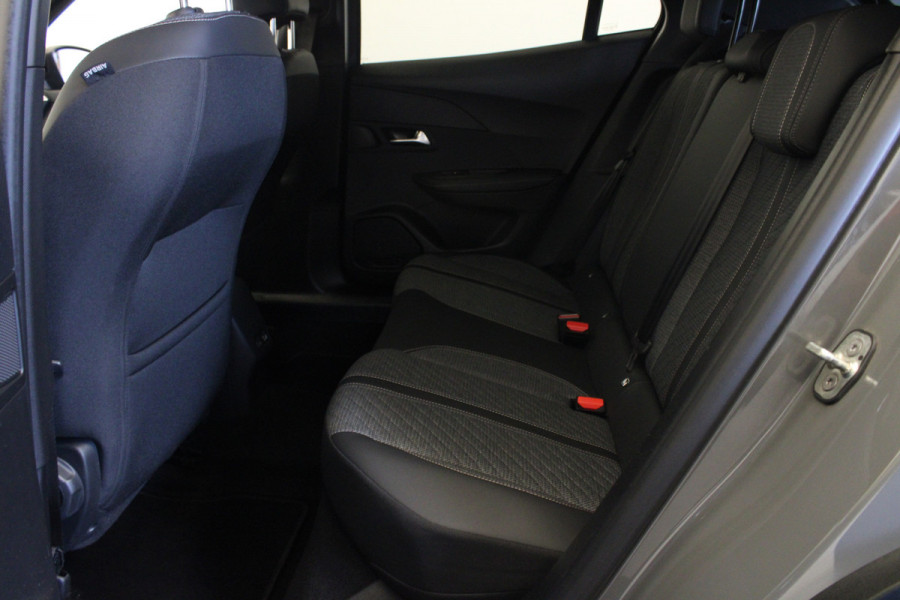 Peugeot 2008 1.2 PureTech 130 Allure