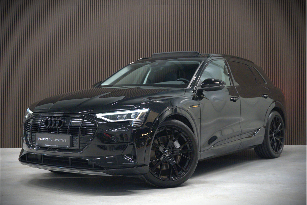 Audi e-tron e-tron 50 quattro Launch edition plus 71 kWh | Panoramadak | Stoelverwarming | Keyless | Apple Carplay | Luchtvering | Adaptive Cruise Control | Leer | Elek. Stoelen  | BTW | NAP | Led | Black Style | PDC | SOH 84,94%
