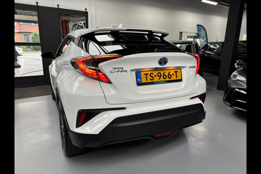 Toyota C-HR 1.8 Hybrid Executive / Camera / Stoelverwarming