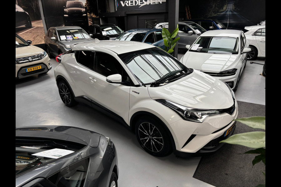 Toyota C-HR 1.8 Hybrid Executive / Camera / Stoelverwarming