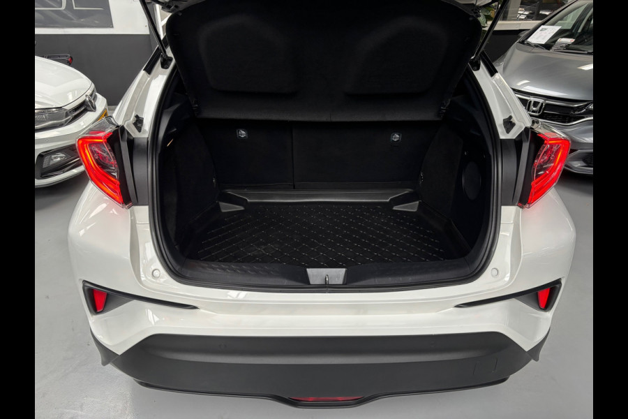 Toyota C-HR 1.8 Hybrid Executive / Camera / Stoelverwarming
