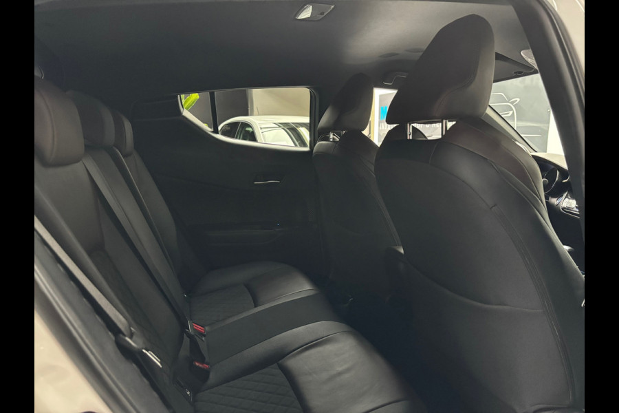 Toyota C-HR 1.8 Hybrid Executive / Camera / Stoelverwarming