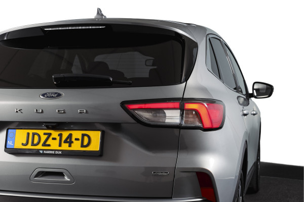 Ford Kuga 2.5 PHEV Titanium | Winterpakket | PDC V+A | Camera V+A | Navi + Carplay | Adapt. Cruise | PDC | Elek. Klep | LM 18" |