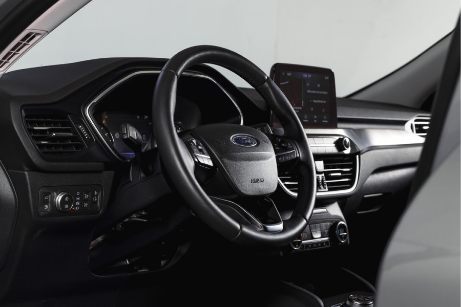 Ford Kuga 2.5 PHEV Titanium | Winterpakket | PDC V+A | Camera V+A | Navi + Carplay | Adapt. Cruise | PDC | Elek. Klep | LM 18" |