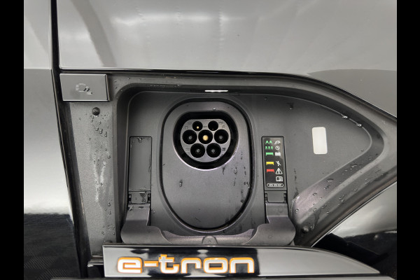 Audi e-tron Sportback 55 Quattro Business Edition Plus 95 kWh [3-Fase-11kW] {SoH-94%} Aut. *HEATPUMP | PANO | LEATHER | ADAPTIVE-CRUISE | MEMORY-PACK | FULL-LED | DIGI-COCKPIT | KEYLESS | CAMERA | PRIVACY-GLASS | HEATED-COMFORTSEATS | DAB+ | 21''ALU*