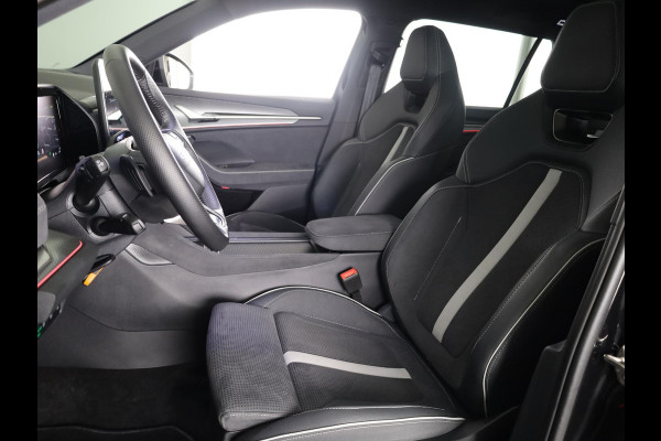 Škoda Kodiaq 1.5 TSI PHEV 204pk Sportline Business 204pk | Panoramadak | Trekhaak | Elektrisch verstelbare voorstoel met geheugen | Verwarmbare voorstoelen en achterbank |  Verlengde garantie |