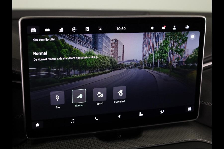 Škoda Kodiaq 1.5 TSI PHEV 204pk Sportline Business 204pk | Panoramadak | Trekhaak | Elektrisch verstelbare voorstoel met geheugen | Verwarmbare voorstoelen en achterbank |  Verlengde garantie |