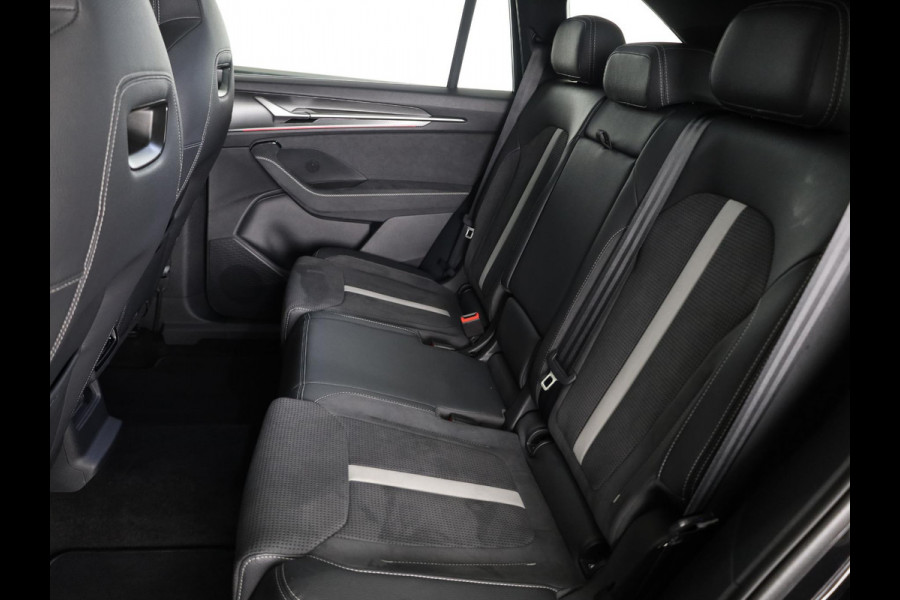 Škoda Kodiaq 1.5 TSI PHEV 204pk Sportline Business 204pk | Panoramadak | Trekhaak | Elektrisch verstelbare voorstoel met geheugen | Verwarmbare voorstoelen en achterbank |  Verlengde garantie |