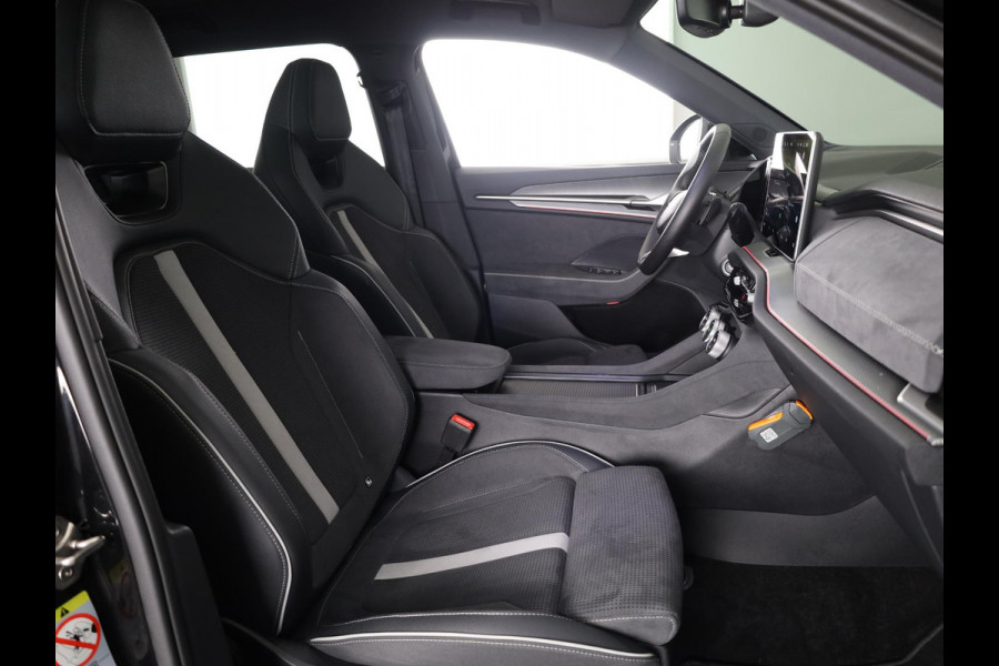 Škoda Kodiaq 1.5 TSI PHEV 204pk Sportline Business 204pk | Panoramadak | Trekhaak | Elektrisch verstelbare voorstoel met geheugen | Verwarmbare voorstoelen en achterbank |  Verlengde garantie |