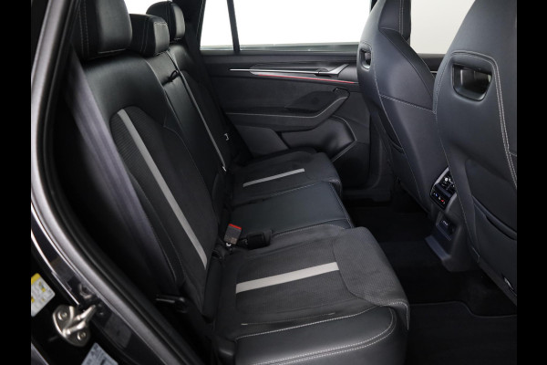 Škoda Kodiaq 1.5 TSI PHEV 204pk Sportline Business 204pk | Panoramadak | Trekhaak | Elektrisch verstelbare voorstoel met geheugen | Verwarmbare voorstoelen en achterbank |  Verlengde garantie |