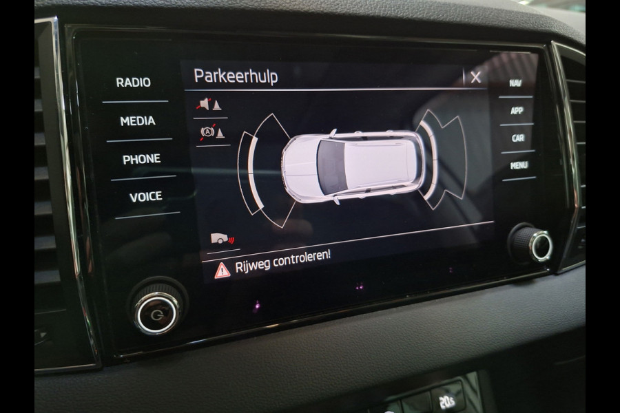 Škoda Karoq 1.0 TSI Ambition * Panoramadak * Camera * Adaptieve Cruise Control *
