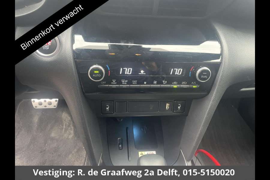 Toyota Yaris Cross 1.5 Hybrid GR Sport | Stoelverwarming | Navigatie | Parkeersensoren | Dealer onderhouden