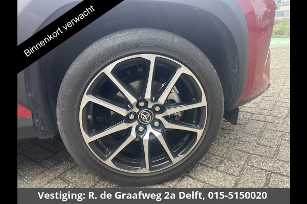 Toyota Yaris Cross 1.5 Hybrid GR Sport | Stoelverwarming | Navigatie | Parkeersensoren | Dealer onderhouden