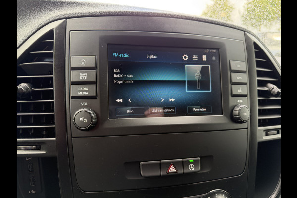 Mercedes-Benz Vito 110 CDI Lang L2H1 / euro 6 / bpm vrij / vaste prijs rijklaar € 16.950 ex btw / lease vanaf € 285 / airco / cruise control / navigatie / achterdeuren / comfort stoelen