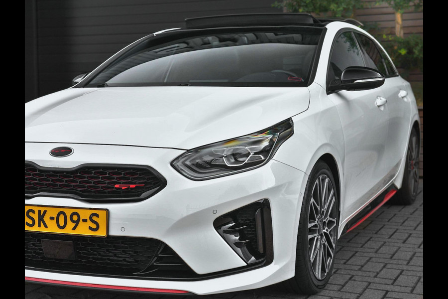 Kia ProCeed 1.6 T-GDI GT Line Panoramadak Alcantara Camera Navi