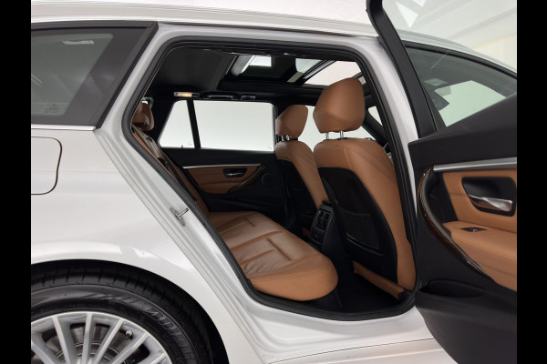BMW 3 Serie Touring 318i Luxury Edition (INCL-BTW) Aut. *PANO | LEATHER | FULL-LED | HEATED-SPORTSEATS | DIGI-COCKPIT | NAVI-FULLMAP | ECC | PDC | CRUISE | TOWBAR | 17''ALU*
