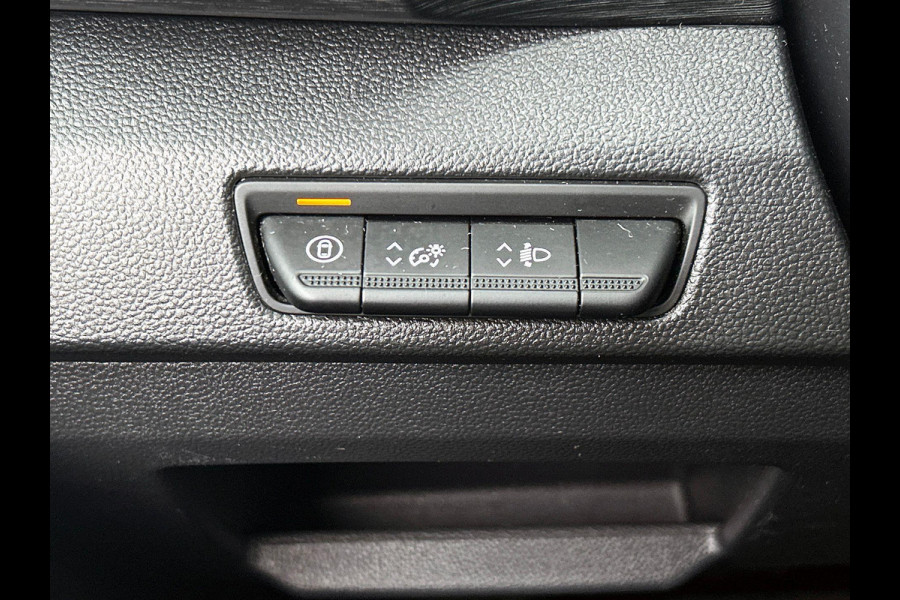 Renault Trafic 2.0 Blue dC1 150PK T30 L2H1 Advance Automaat Navigatie Airco Lichtmetalen velgen Betimmering Trekhaak Camera Parkeersensoren Dab