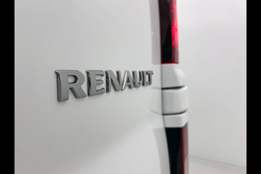Renault Trafic 2.0 Blue dC1 150PK T30 L2H1 Advance Automaat Navigatie Airco Lichtmetalen velgen Betimmering Trekhaak Camera Parkeersensoren Dab