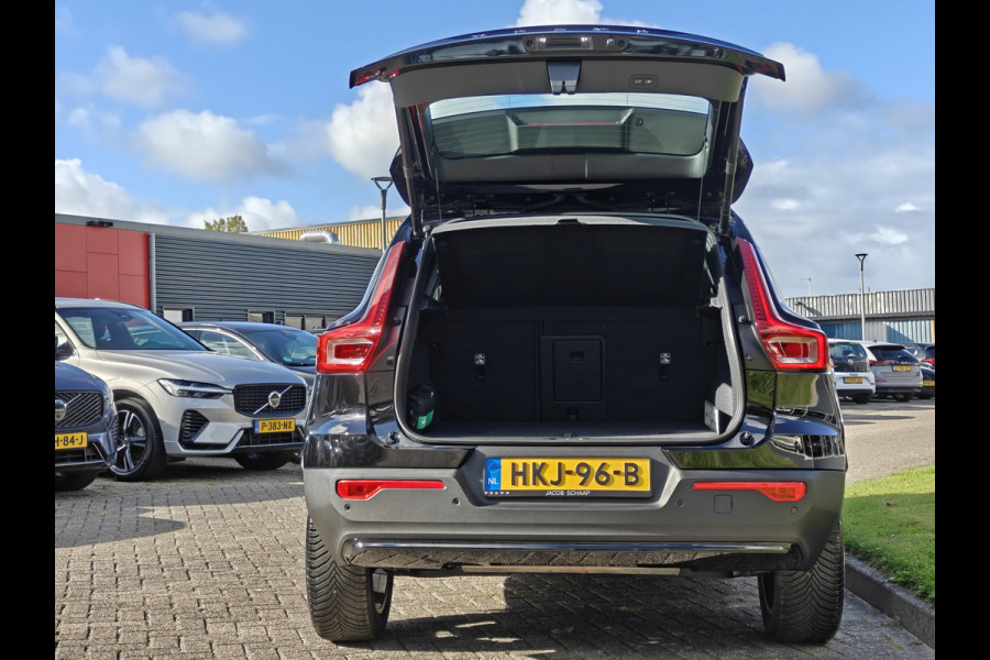 Volvo XC40 B4 198PK Plus Dark | BIIS | Trekhaak | H&K | Camera Achter | PDC V+A | ACC |