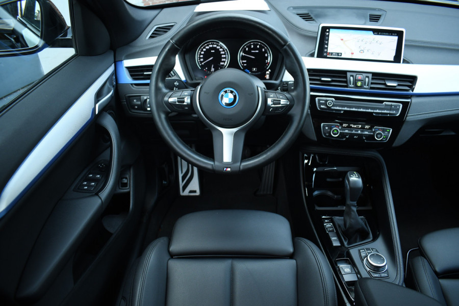 BMW X1 xDrive25e 220pk M-Sport 19inch Leder Stuurverw LED El-klep DAB BTW-auto!