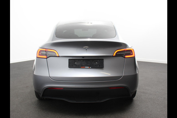 Tesla Model Y Long Range AWD 75 kWh Climate control Adaptieve cruise control Achteruitrijcamera Panoramadak Keyless Stuurverwarming Stoelverwarming LED Navigatie Parkeersensoren