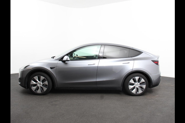 Tesla Model Y Long Range AWD 75 kWh Climate control Adaptieve cruise control Achteruitrijcamera Panoramadak Keyless Stuurverwarming Stoelverwarming LED Navigatie Parkeersensoren