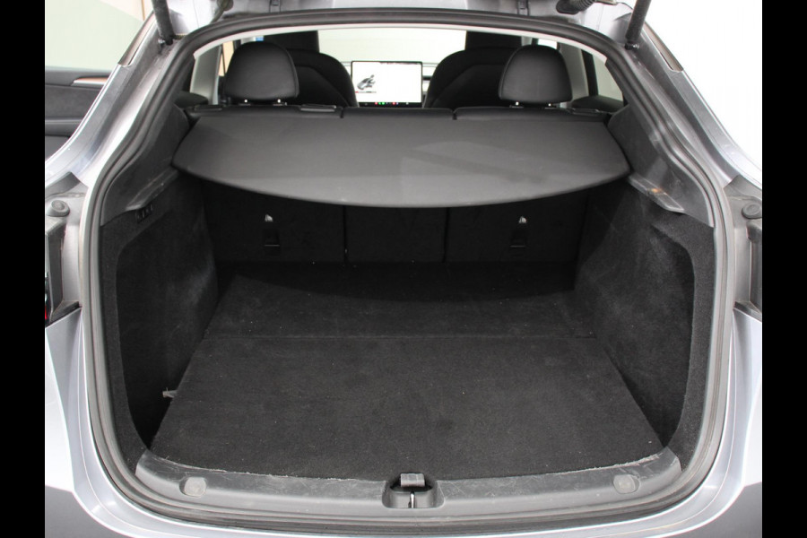 Tesla Model Y Long Range AWD 75 kWh Climate control Adaptieve cruise control Achteruitrijcamera Panoramadak Keyless Stuurverwarming Stoelverwarming LED Navigatie Parkeersensoren
