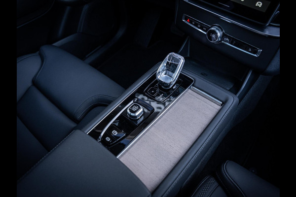Volvo XC90 2.0 T8 Plug-in hybrid AWD Plus Dark - HUD l 360cam l ACC l H/Kardon l 21''