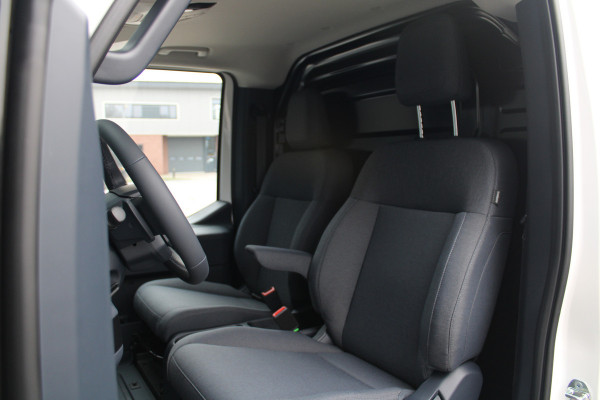 Kia PV5 L2H1 Plus 71.2 kWh 164pk - 416km WLTP - Stoel/Stuurverwarming - Keyless - V2L - Camera - ACC met stuurhulp - Rijklaar