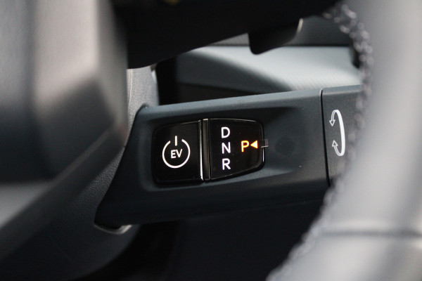 Kia PV5 L2H1 Plus 71.2 kWh 164pk - 416km WLTP - Stoel/Stuurverwarming - Keyless - V2L - Camera - ACC met stuurhulp - Rijklaar