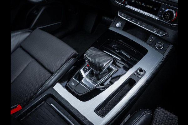 Audi Q5 Sportback 55 TFSI e S edition Competition - Luchtv. l Carbon pack l HUD l B&O