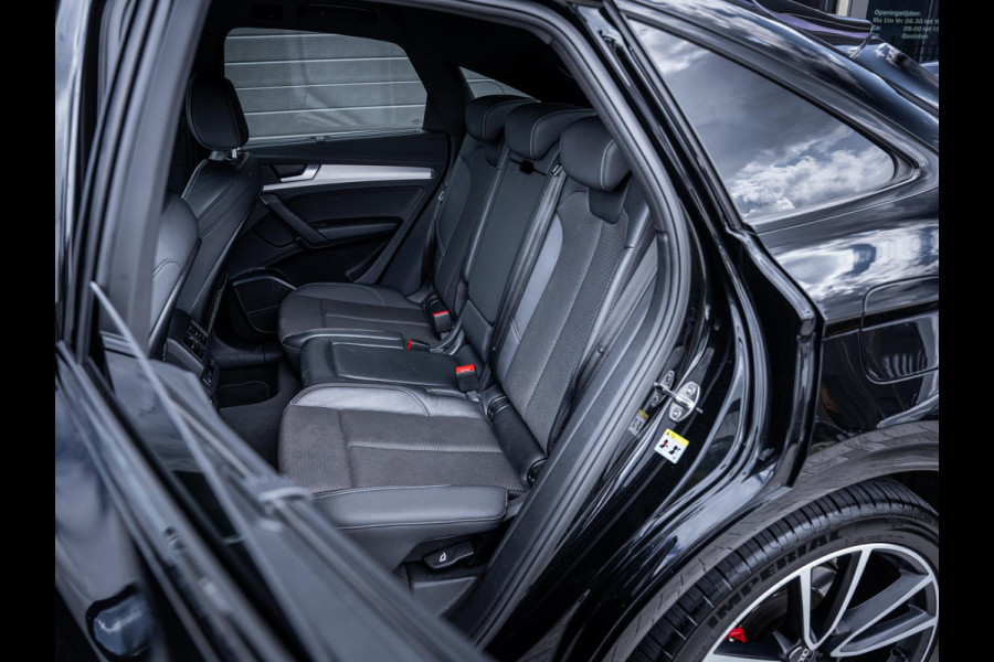Audi Q5 Sportback 55 TFSI e S edition Competition - Luchtv. l Carbon pack l HUD l B&O