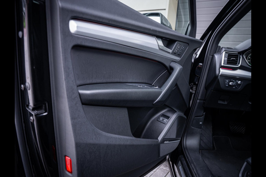 Audi Q5 Sportback 55 TFSI e S edition Competition - Luchtv. l Carbon pack l HUD l B&O