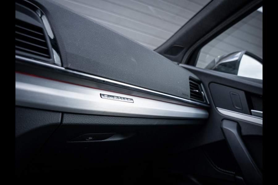 Audi Q5 Sportback 55 TFSI e S edition Competition - Luchtv. l Carbon pack l HUD l B&O
