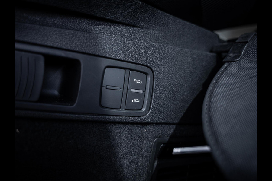 Audi Q5 Sportback 55 TFSI e S edition Competition - Luchtv. l Carbon pack l HUD l B&O