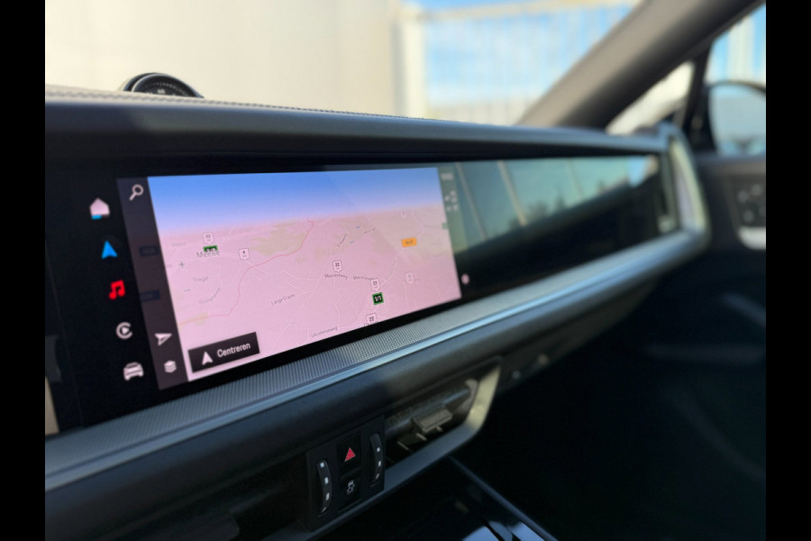 Porsche Cayenne Coupé 3.0 E-Hybrid | Sport Chrono | Panodak | Passagiersdisplay | Bose Audio | Luchtvering | Facelift | BOMVOL