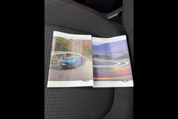 Ford Focus 1.0 EcoBoost Hybrid ST Line X, achteruitrijcamera, stoel-stuurverwarming, vele opties, 1 e eigenaar, NL auto met nap