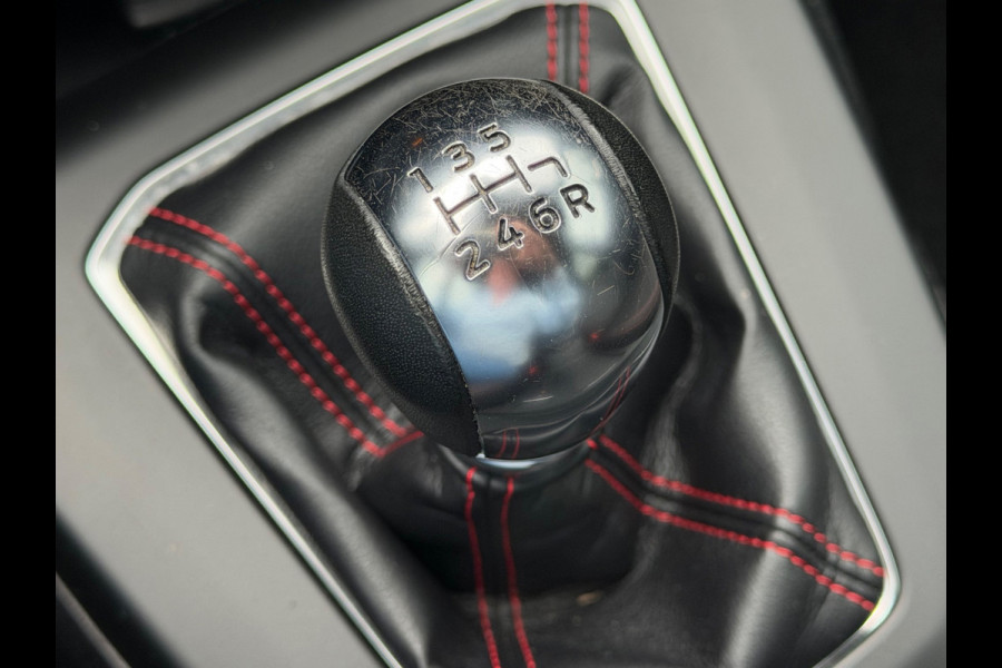 Ford Focus 1.0 EcoBoost Hybrid ST Line X, achteruitrijcamera, stoel-stuurverwarming, vele opties, 1 e eigenaar, NL auto met nap