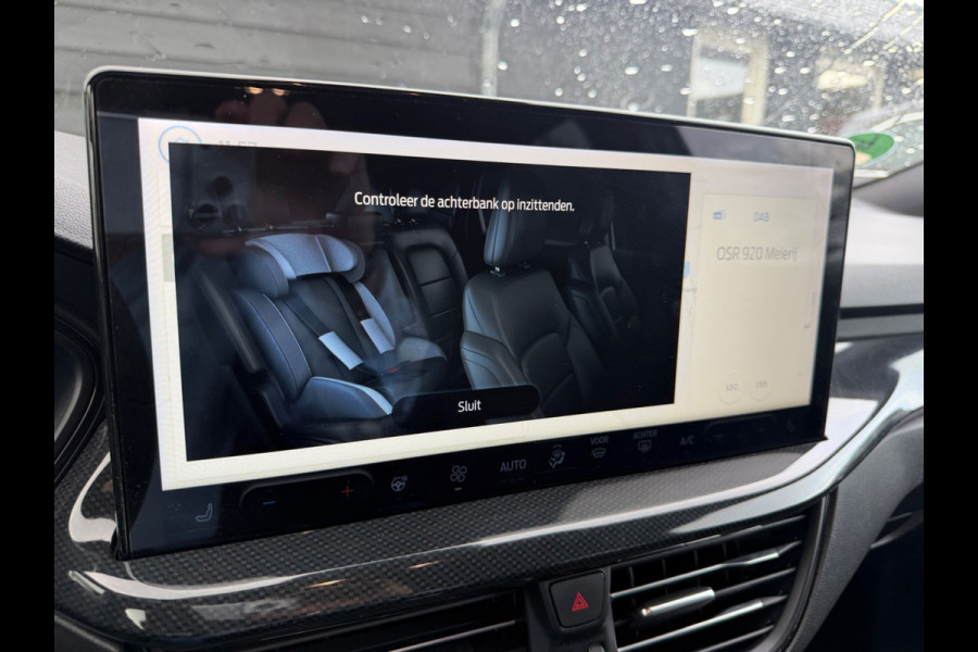 Ford Focus 1.0 EcoBoost Hybrid ST Line X, achteruitrijcamera, stoel-stuurverwarming, vele opties, 1 e eigenaar, NL auto met nap
