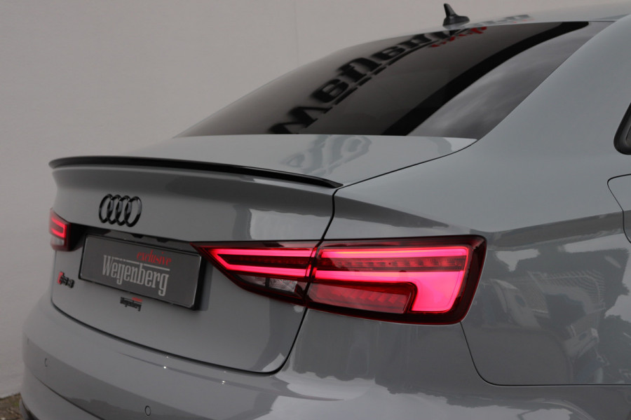 Audi RS3 Limousine 2.5 TFSI Quattro B&O Virtual RS Sportstoelen