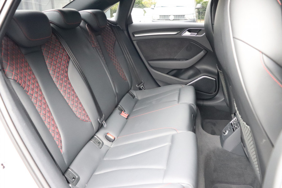 Audi RS3 Limousine 2.5 TFSI Quattro B&O Virtual RS Sportstoelen