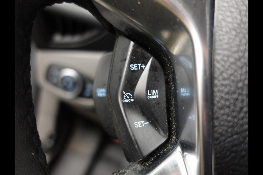 Ford Transit Connect 100pk Automaat L2 Trend Navigatie Camera Parkeersensoren Cruise control 3 Zits