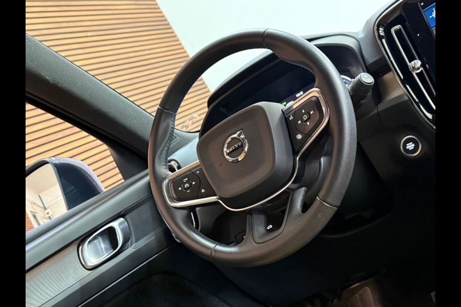 Volvo XC40 2.0 T4 Inscription | Parkeer assist Pro | CarPlay | Winter Pakket | LED | Ambient | Rij Assist Pro | Keyless | NAP