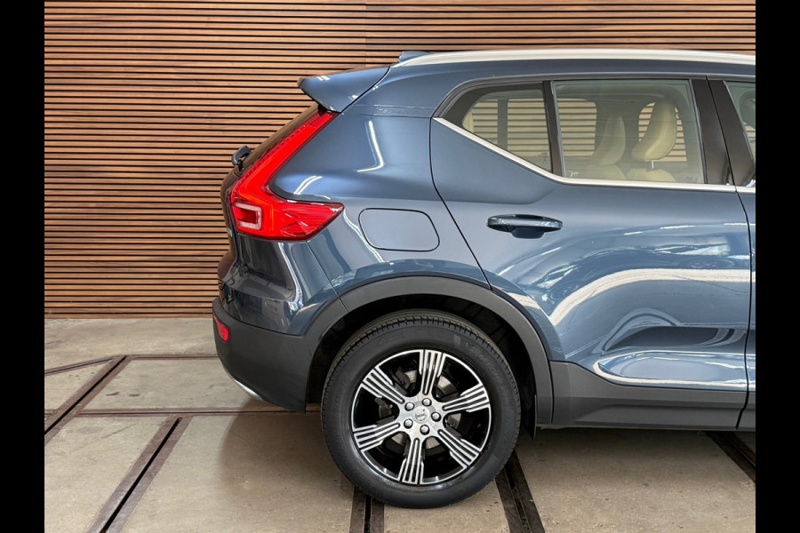 Volvo XC40 2.0 T4 Inscription | Parkeer assist Pro | CarPlay | Winter Pakket | LED | Ambient | Rij Assist Pro | Keyless | NAP