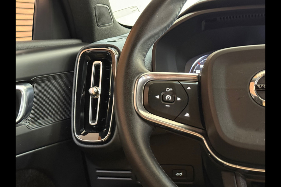 Volvo XC40 2.0 T4 Inscription | Parkeer assist Pro | CarPlay | Winter Pakket | LED | Ambient | Rij Assist Pro | Keyless | NAP