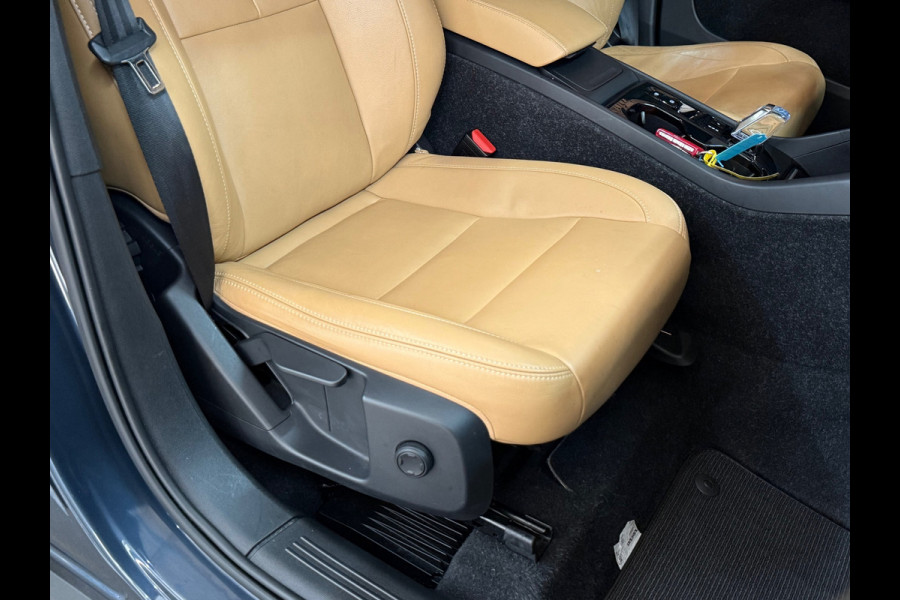 Volvo XC40 2.0 T4 Inscription | Parkeer assist Pro | CarPlay | Winter Pakket | LED | Ambient | Rij Assist Pro | Keyless | NAP